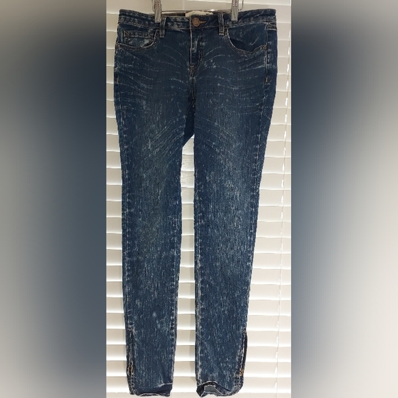 Inked & Faded 5 Pocket Stretch Skinny Jeggings with Zippers on Ankles Pre-owned - Picture 7 of 8